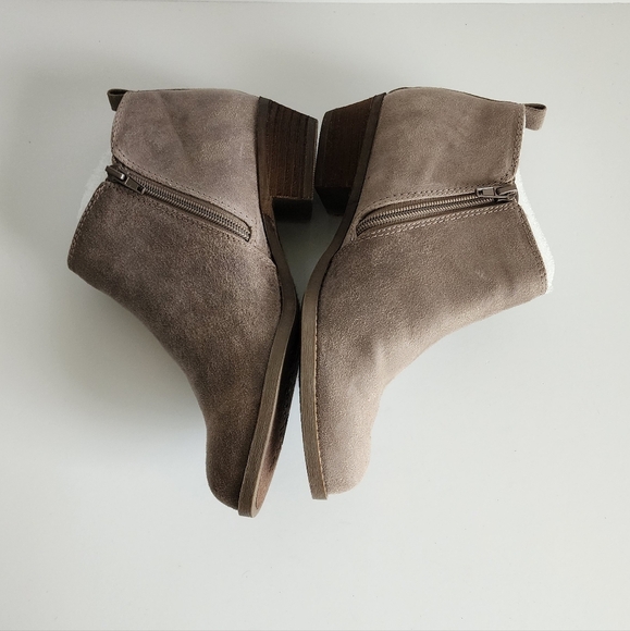 Carlos by Carlos Santana Brianne Women’s 8.5 Tan Ankle Bootie NEW - Picture 3 of 8